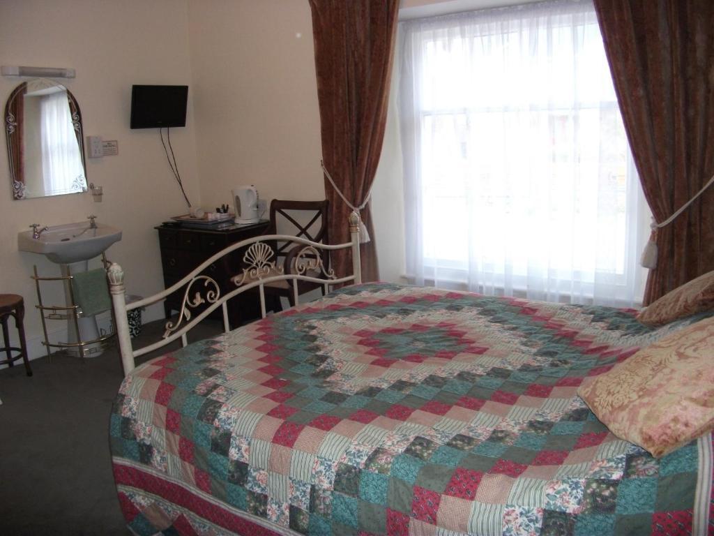 Bed and Breakfast The Chelsea Лландидно Номер фото