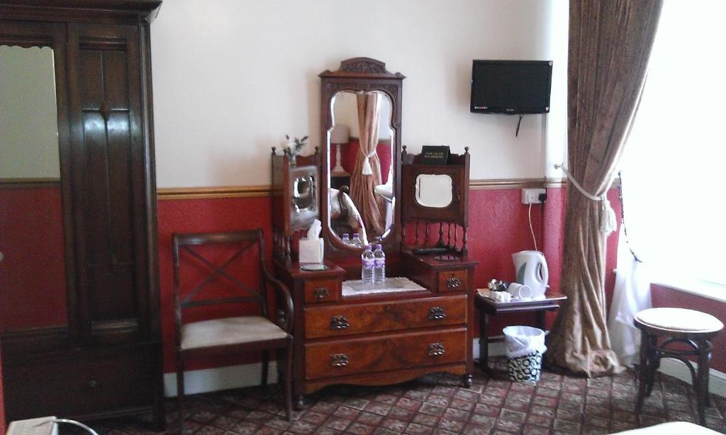 Bed and Breakfast The Chelsea Лландидно Номер фото